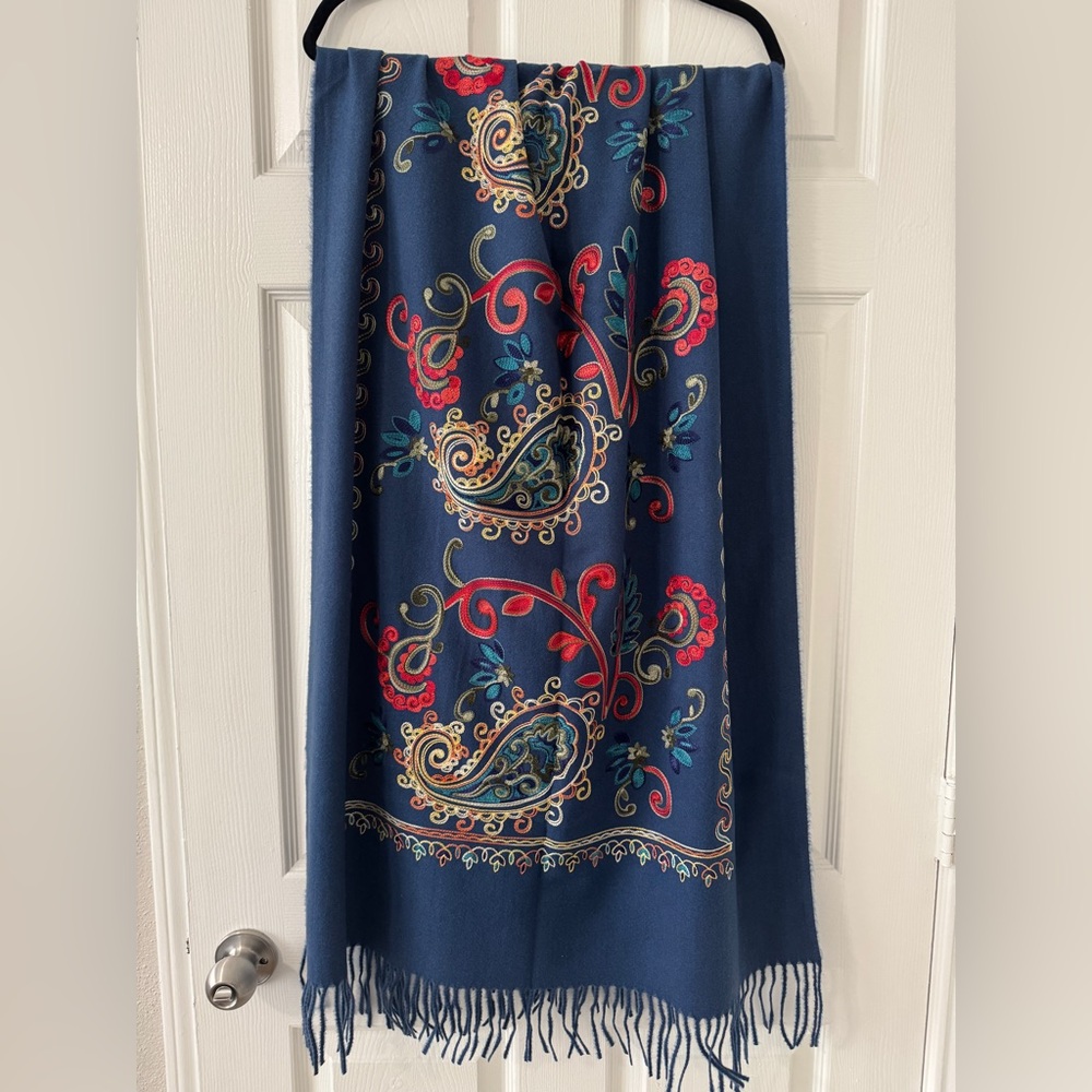 Embroidered Blue Paisley Scarf Shawl Wrap 28.5” x 71” Cashmere Wool NEW